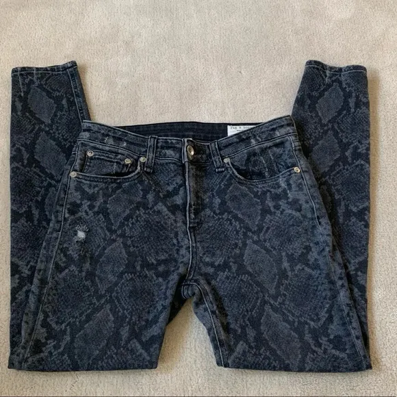* 🔥HPx2🔥* Rag &amp; Bone Skinny Jeans, Gray, Snake Print, 26