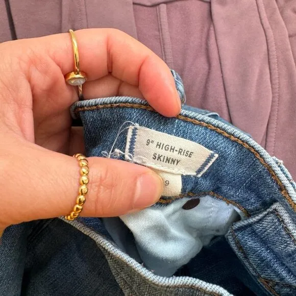 🦋 MADEWELL 9&quot; Mid-Rise Skinny Jeans in Frankie Wash Torn Edition Size 29
