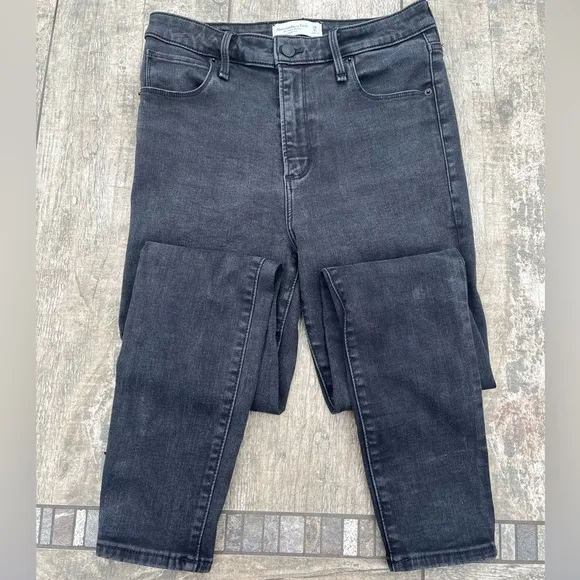 A&amp;F Women’s High Rise Super Skinny Jeans - NWOT