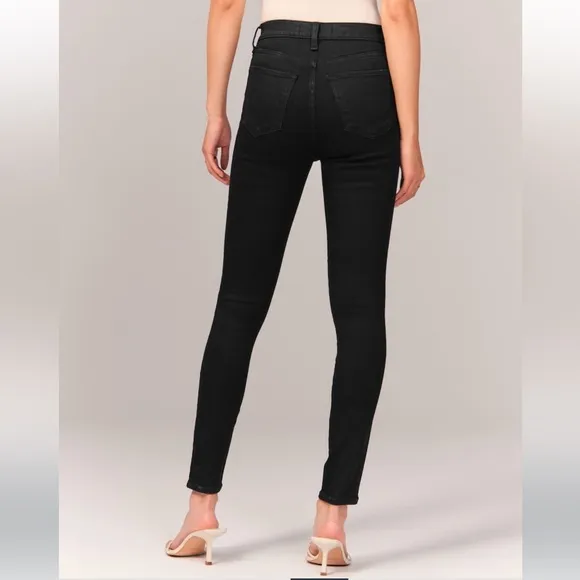 A&amp;F Women’s High Rise Super Skinny Jeans - NWOT