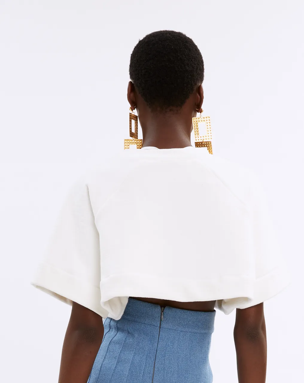 ABOVE THE WORLD TEE