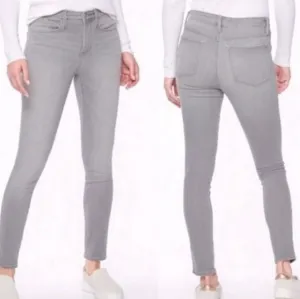 Athleta Sculptek Skinn Kenai Wash‎ Jeans Size 8