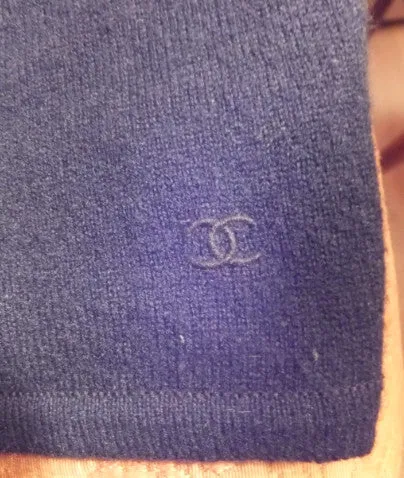 Authentic Chanel Cashmere Cap-sleeve Black Sweater