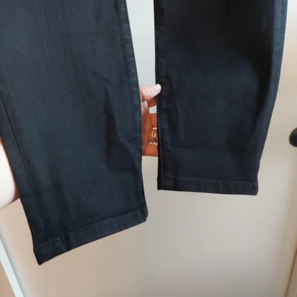 CAbi Cinched Skinny Jeans Black New no tags classic casual 14