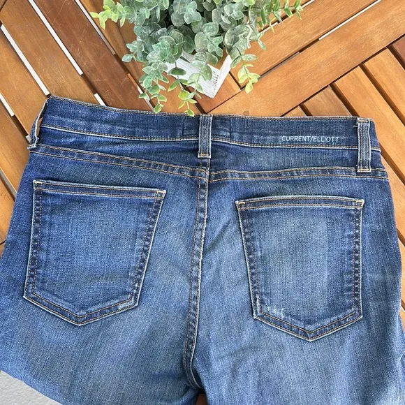CURRENT/ELLIOTT The Stiletto Skinny Jeans in Townie wash (size 27) ✨