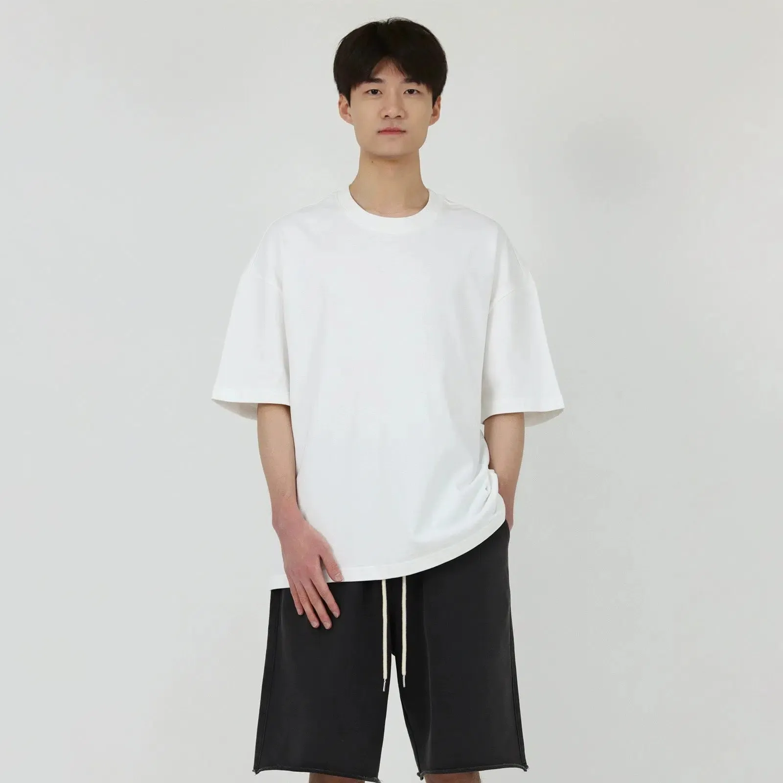 Dropped Shoulders Oversized Solid Color T-shirt