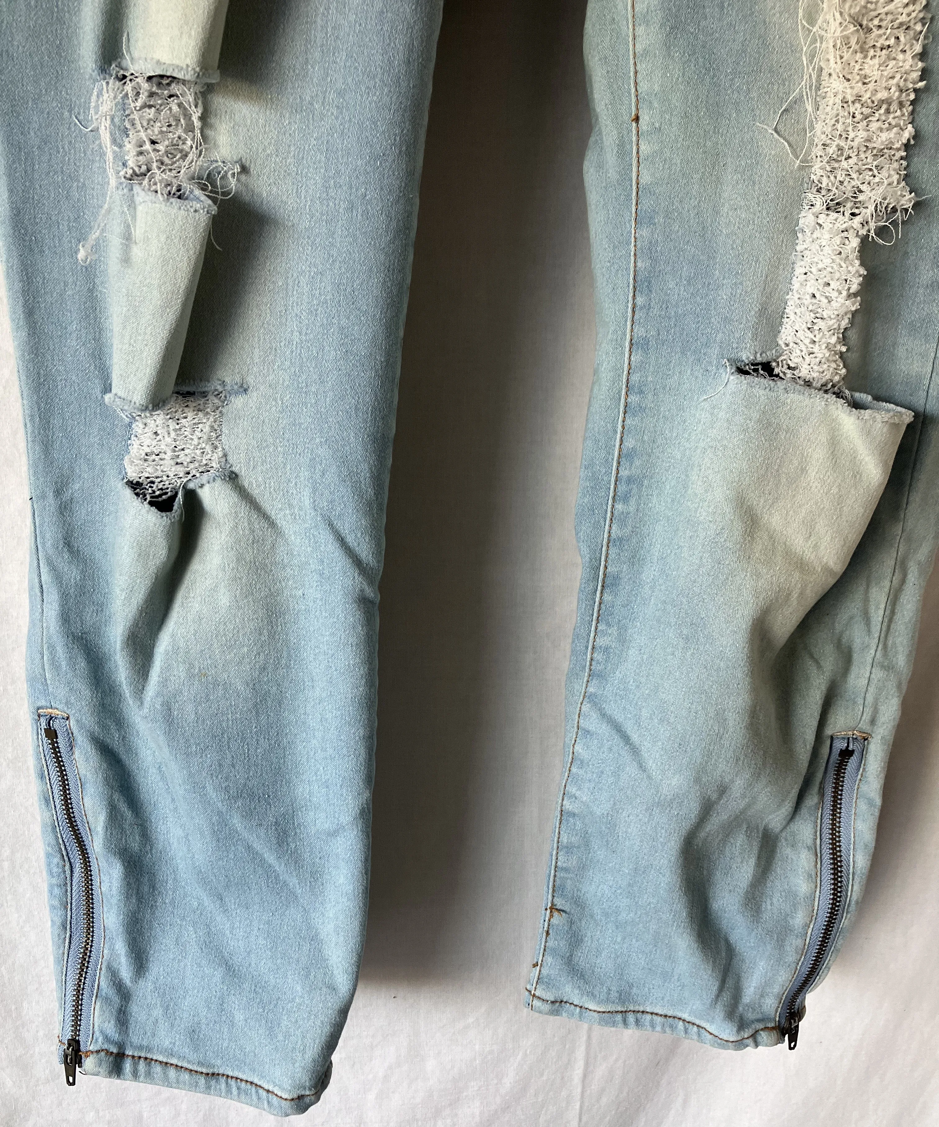 Faded Glory Ankle Jeans, Ripped, Size 18