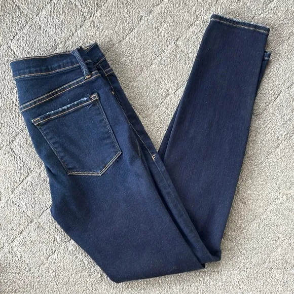 Frame Denim Le Skinny De Jeanne Ripped Knees Skinny Jeans size 28