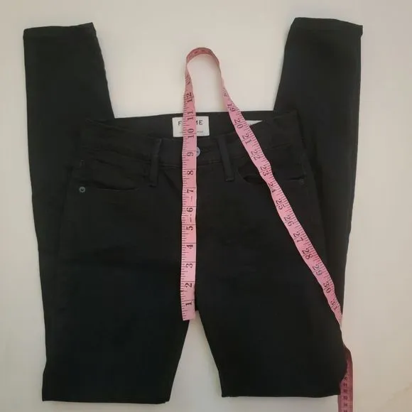 FRAME Denim 'Le High Skinny Jeans in Byxbee' Black