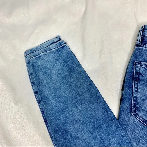 Free People Busted Knee High Rise Skinny Jeans