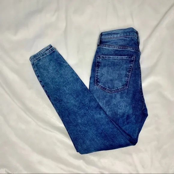 Free People Busted Knee High Rise Skinny Jeans
