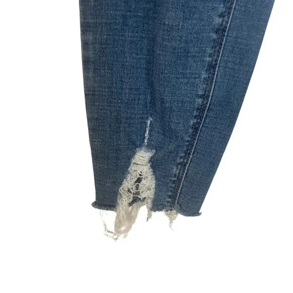 Gibson latimer raw hem distressed skinny jeans Size •12 womens medium wash