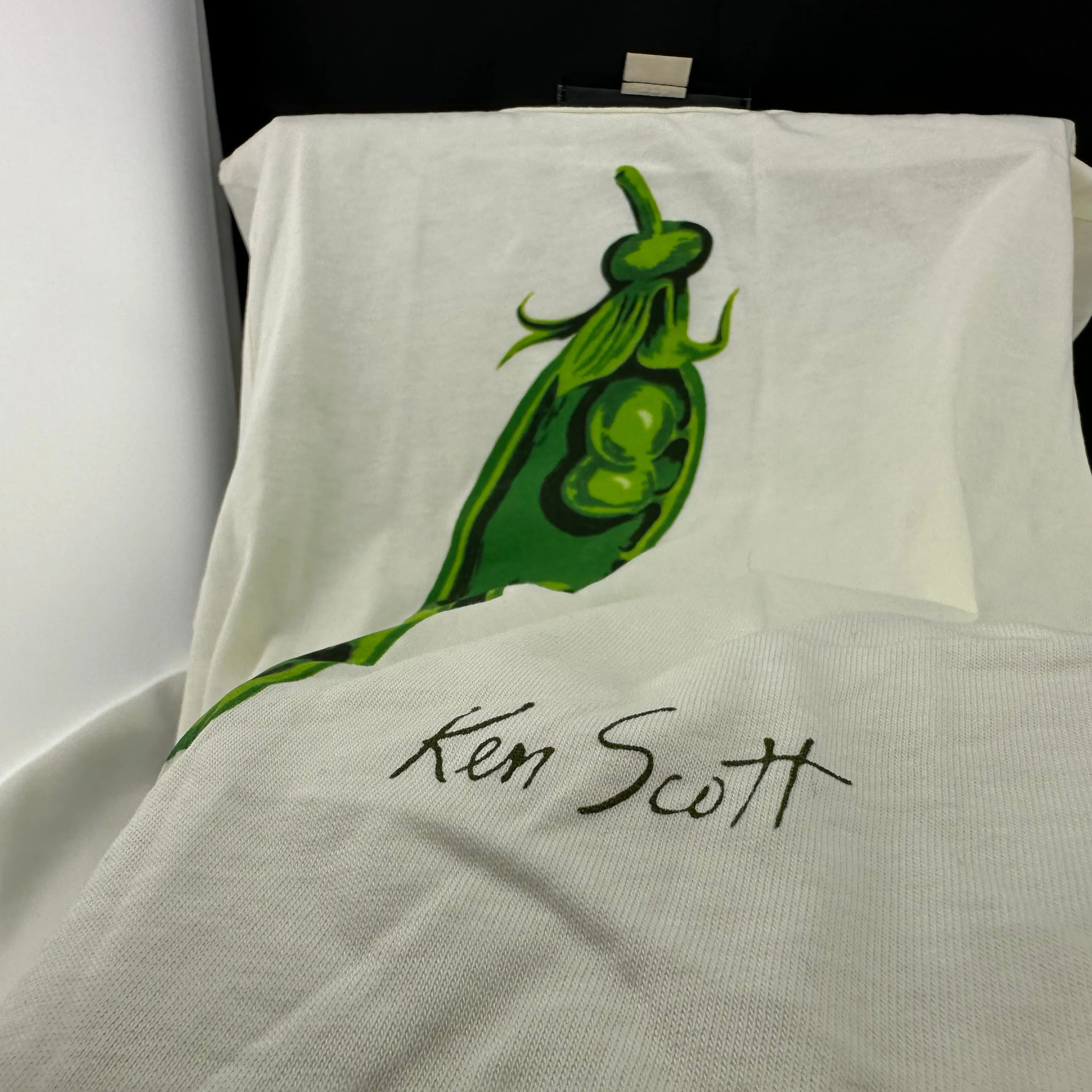 Gucci x Ken Scott Pea Print T-Shirt