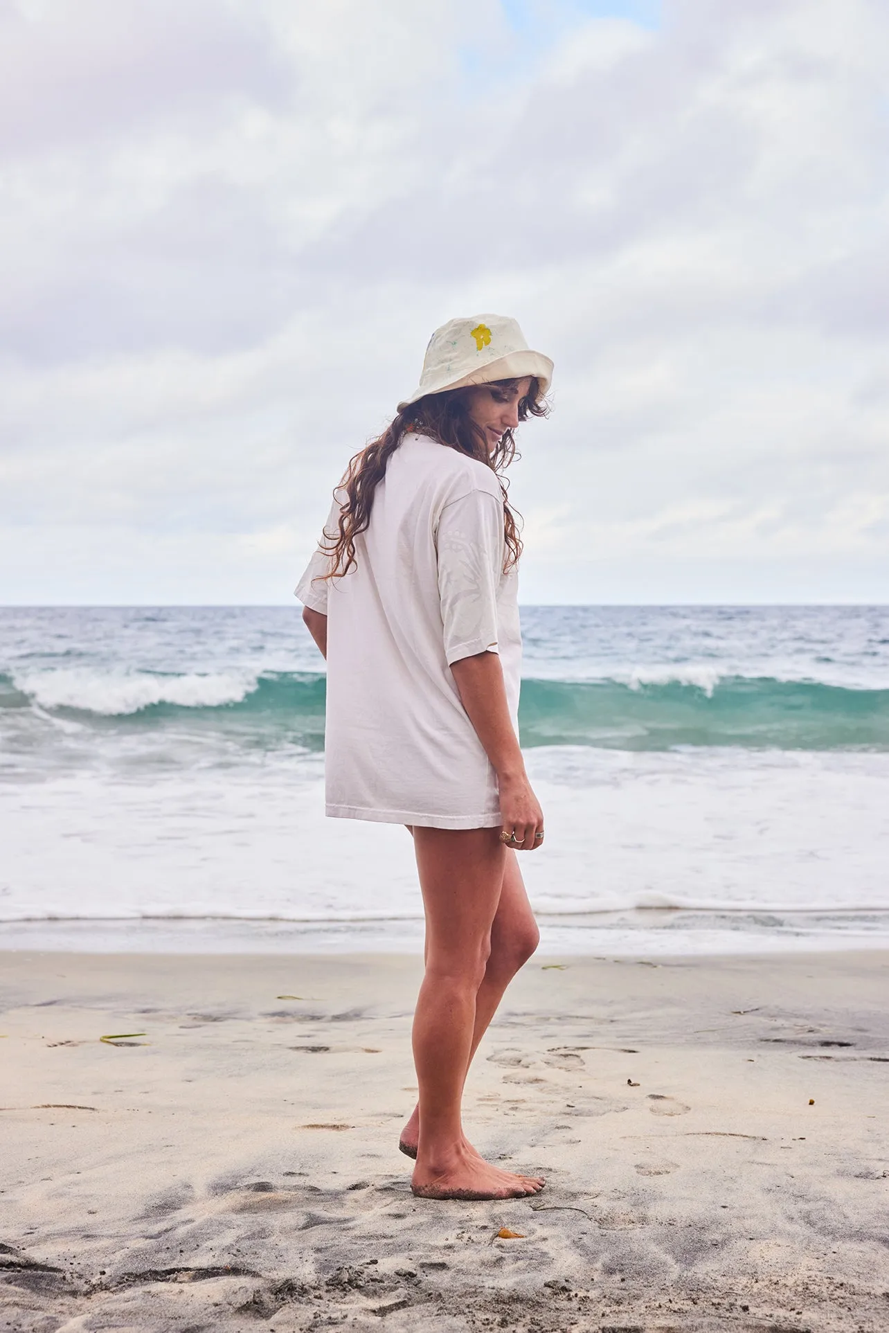Hibiscus Tee Off White