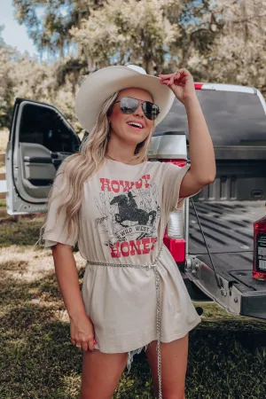 Howdy Honey Graphic Tee - Tan