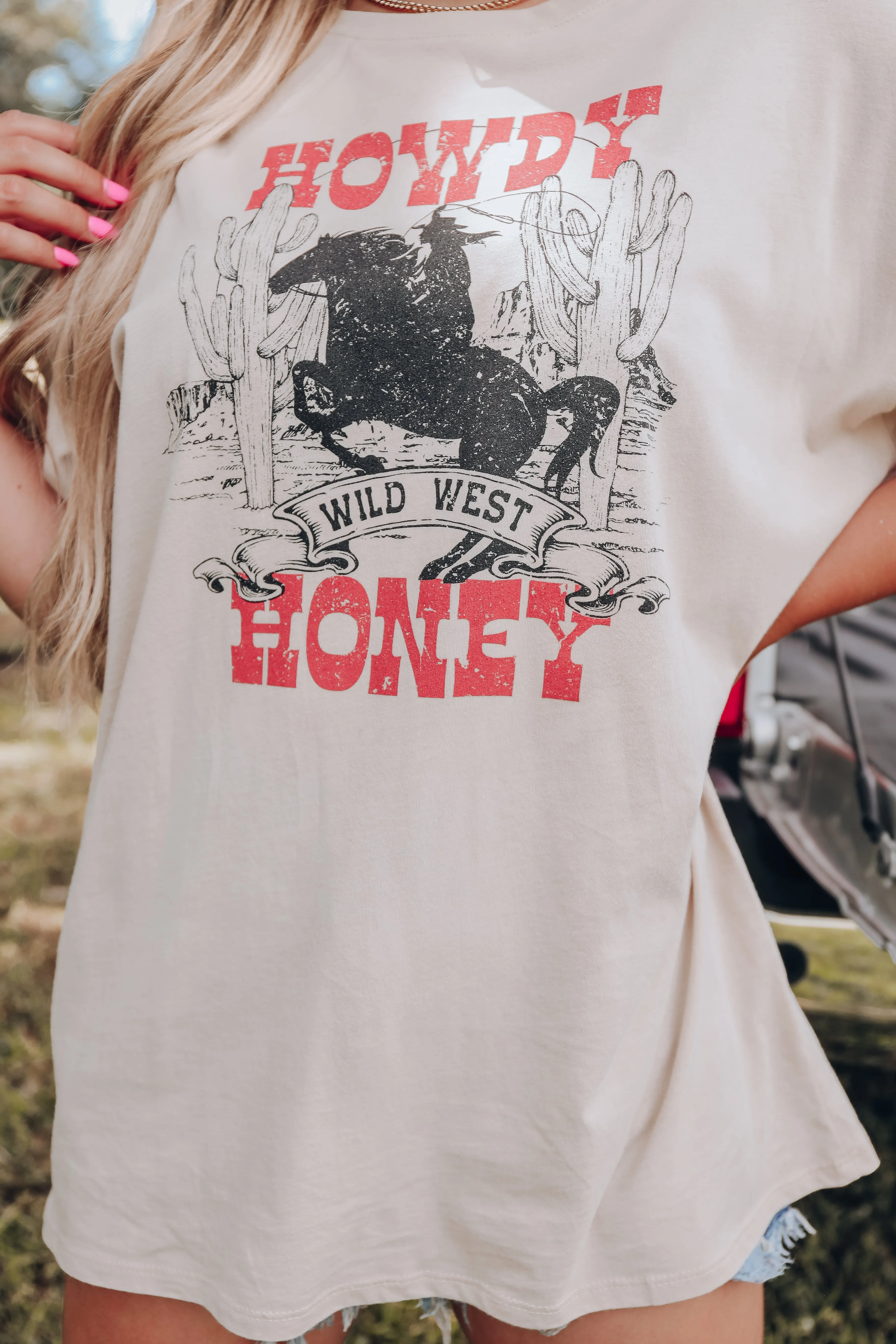 Howdy Honey Graphic Tee - Tan