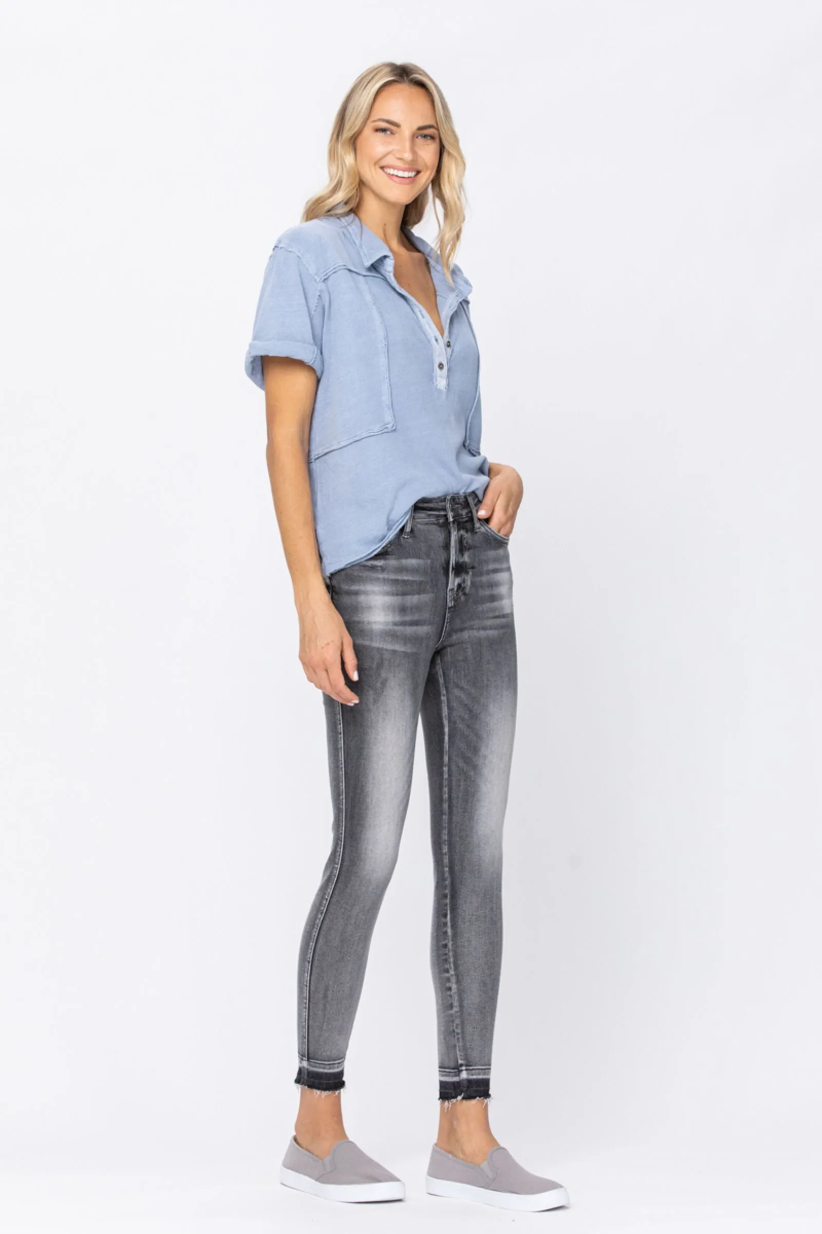 Judy Blue Gray Sanded Skinny Jeans