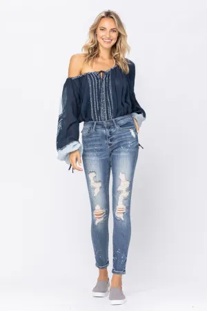 Judy Blue Never Better Bleached Skinny Jeans look