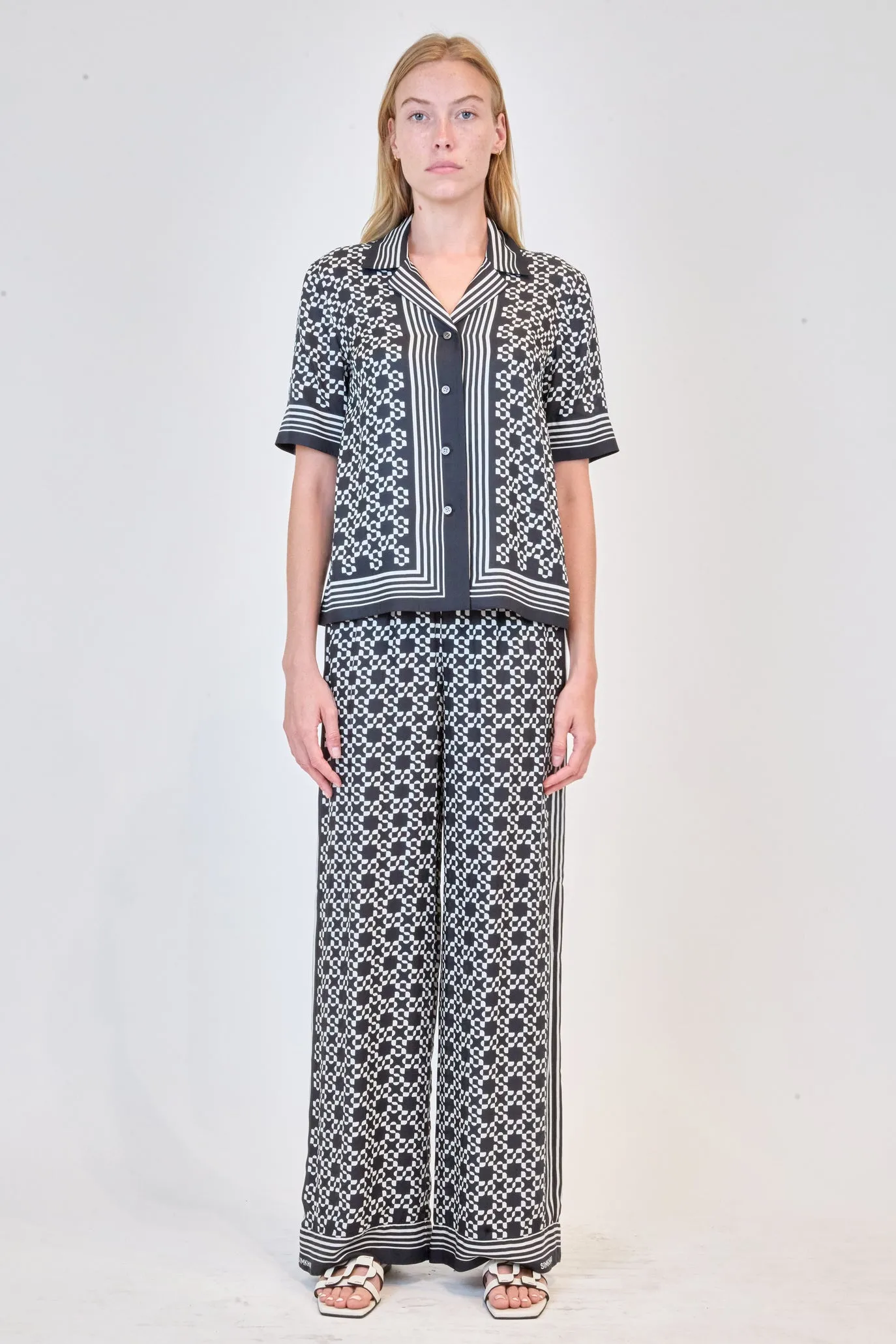 Koda Button Down Shirt in Black