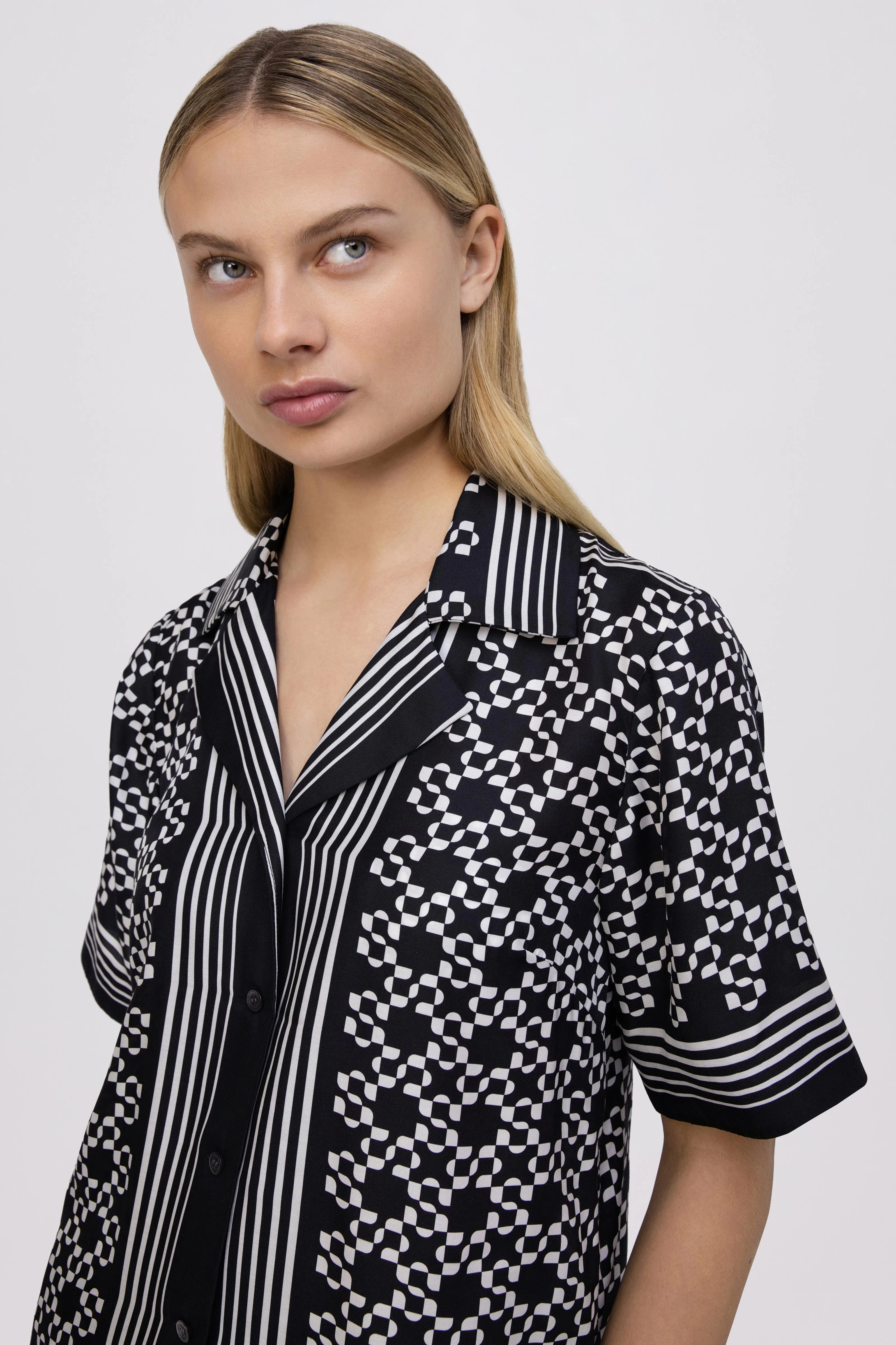 Koda Button Down Shirt in Black