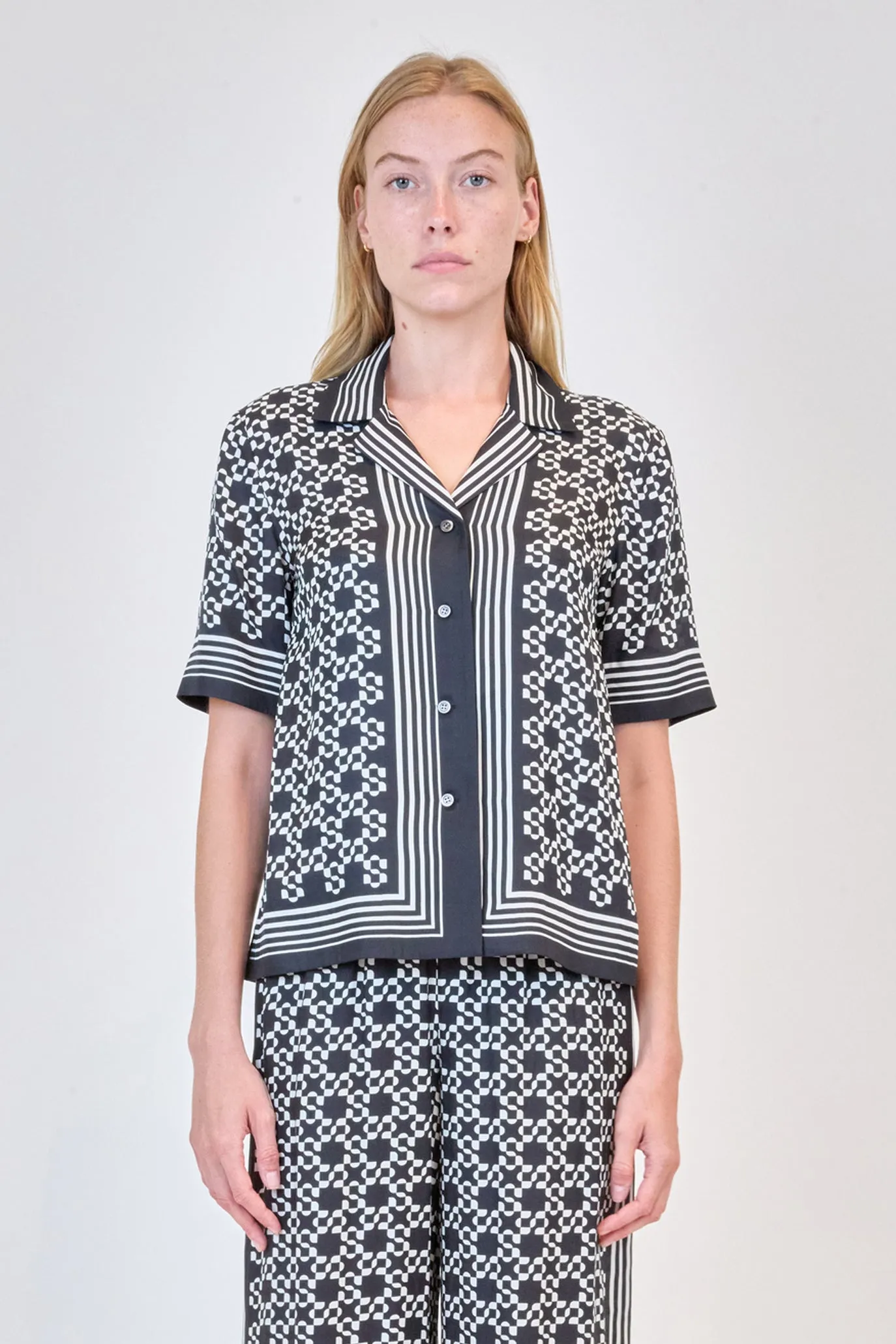 Koda Button Down Shirt in Black