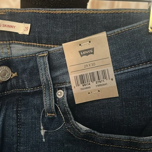 Levi 311 Shaping Skinny Womens Jeans