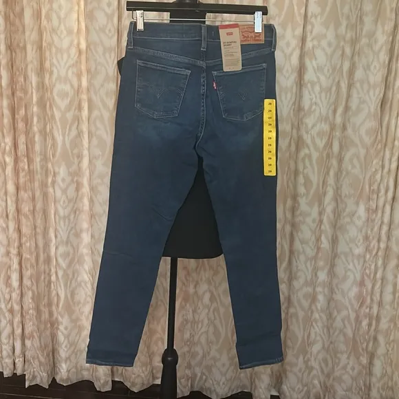 Levi 311 Shaping Skinny Womens Jeans