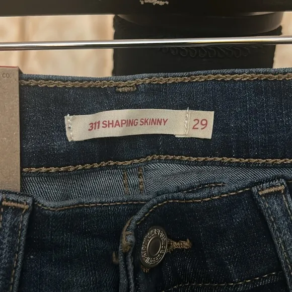 Levi 311 Shaping Skinny Womens Jeans