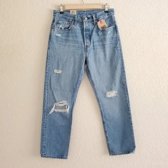 Levi's 501 High Rise  Straight Distressed Crop Jeans Size 25 and 26 Blue