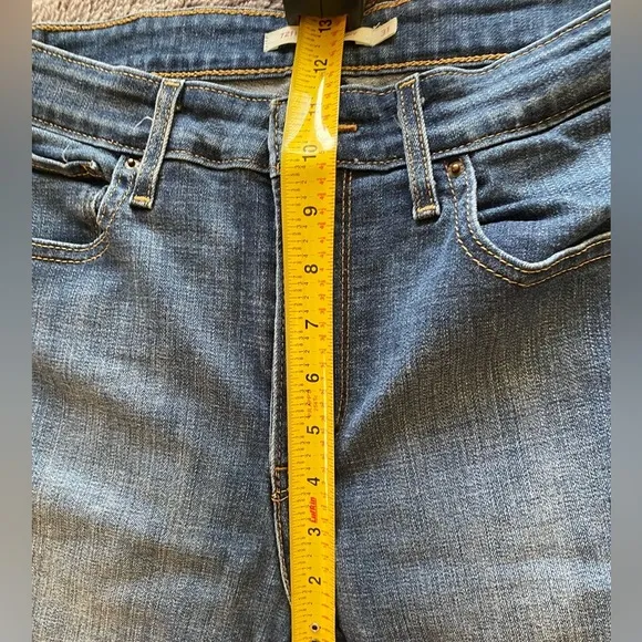 LEVI’S 721 Women’s Skinny Jeans