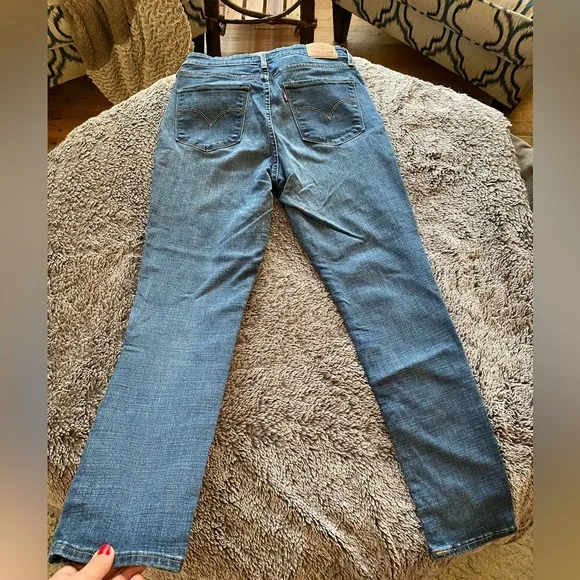LEVI’S 721 Women’s Skinny Jeans
