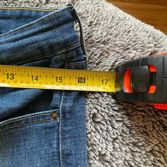 LEVI’S 721 Women’s Skinny Jeans