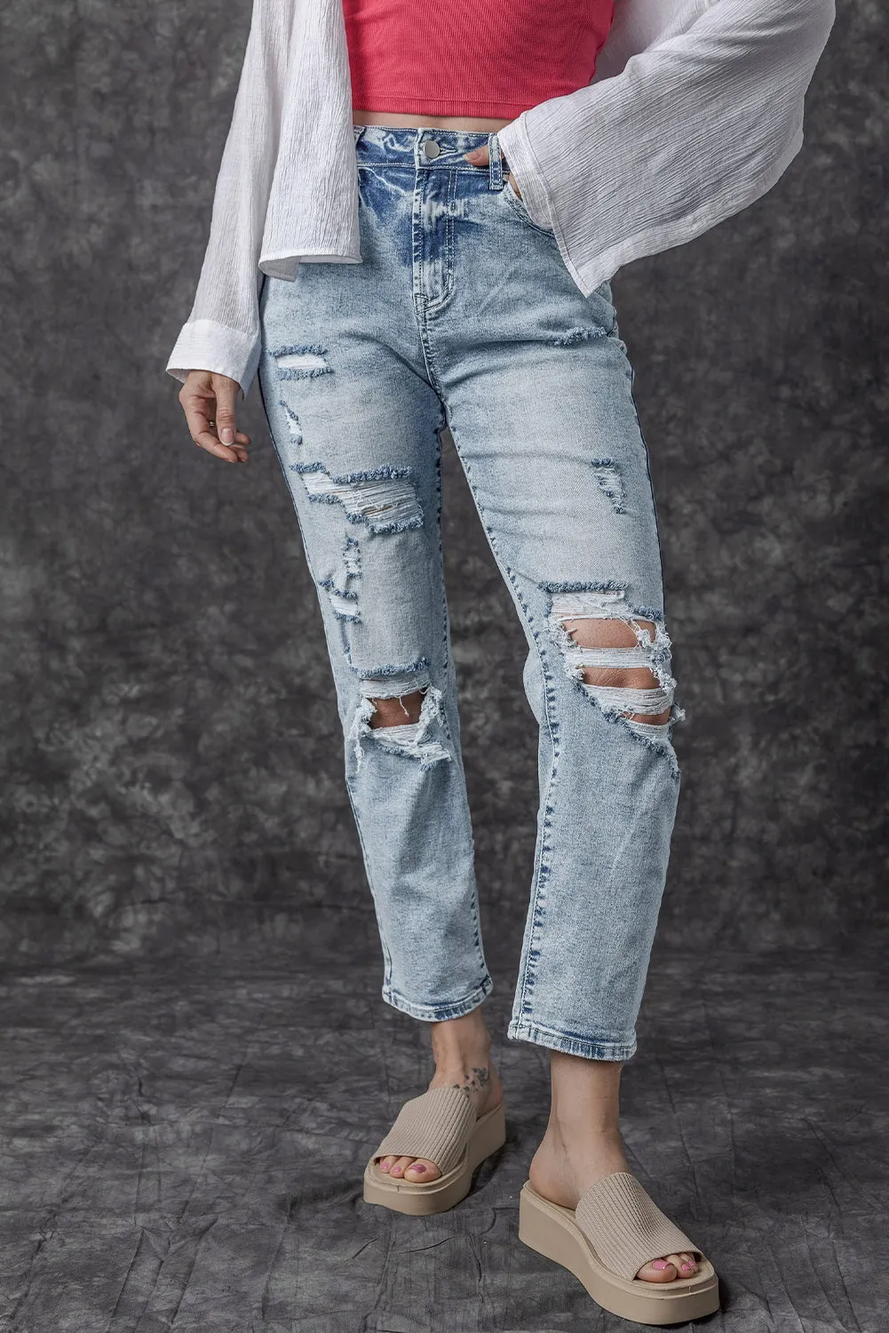 Light Wash Frayed High Waist Jeans