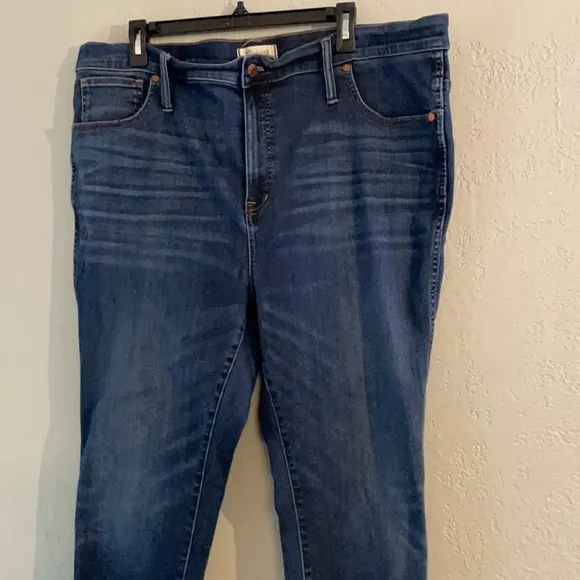 Madewell 10” High Rose Skinny Jeans in Danny Wash