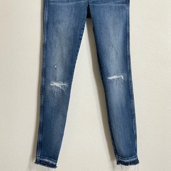 Madewell 9&quot; High-Rise‎ Skinny Jeans in York Wash Rip and Repair Edition S…