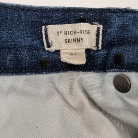 Madewell 9&quot; Mid-Rise Skinny Jeans: Flocked Dots Edition