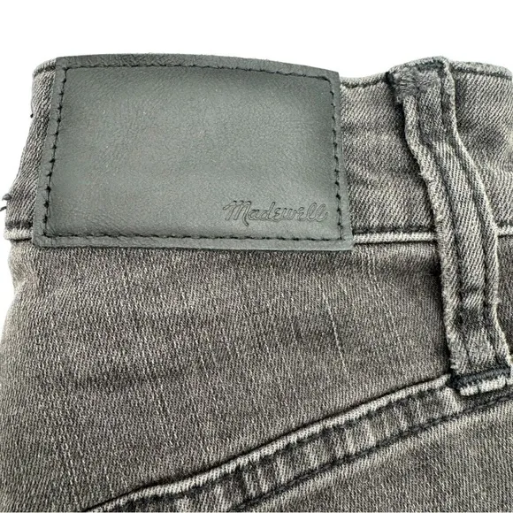 Madewell Curvy High-Rise Skinny Jeans | Standard | Black Sea | 23