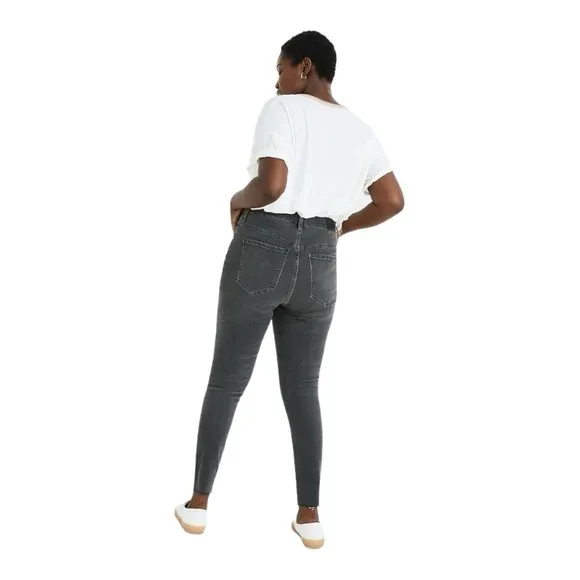 Madewell Curvy High-Rise Skinny Jeans | Standard | Black Sea | 23