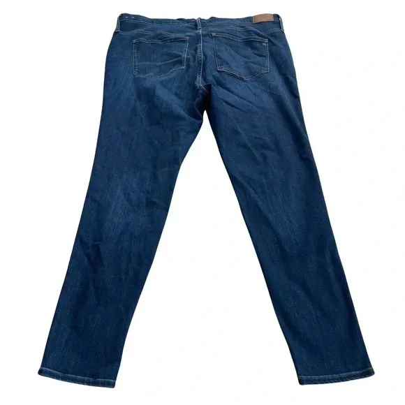 Madewell Skinny Jeans - 10 Inch High-rise • Size 36T (20)• Dark Wash