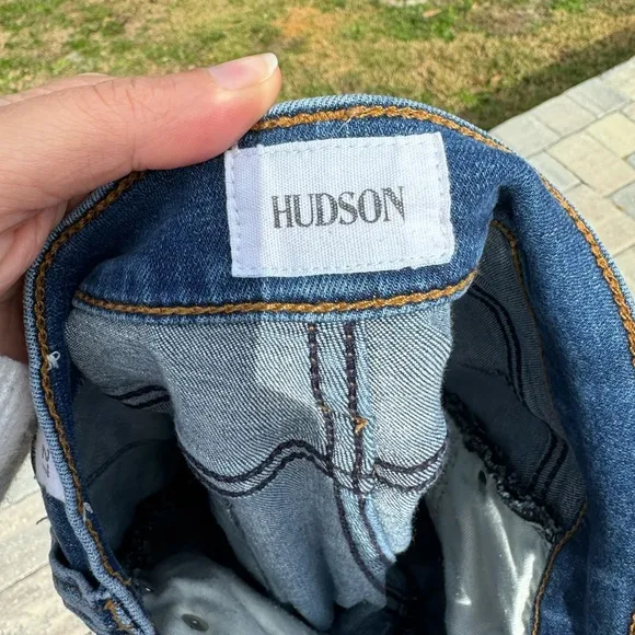 NWOT Hudson Jeans Krista Super Skinny Size 27