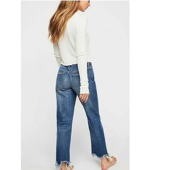NWT  Free People Maggie Cotton Ripped Straight-Leg Jean 26