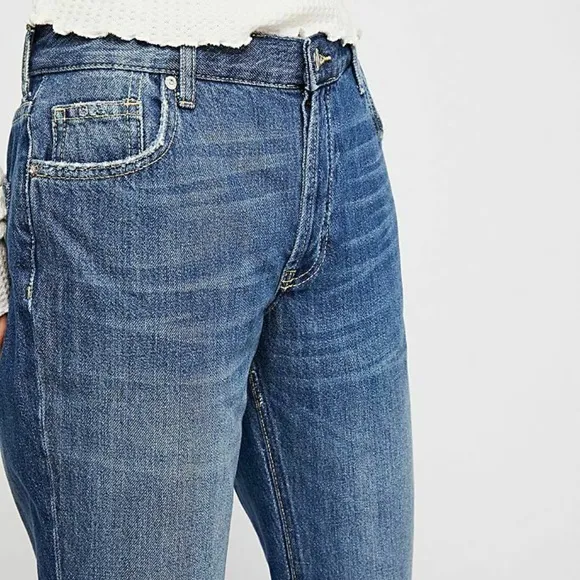 NWT  Free People Maggie Cotton Ripped Straight-Leg Jean 26