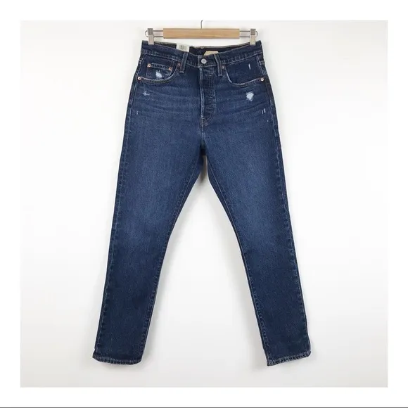NWT Levi’s 501 Skinny Jeans in Salsa Size 25