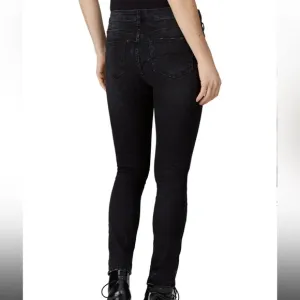 R13 size 27 crossover skinny jeans