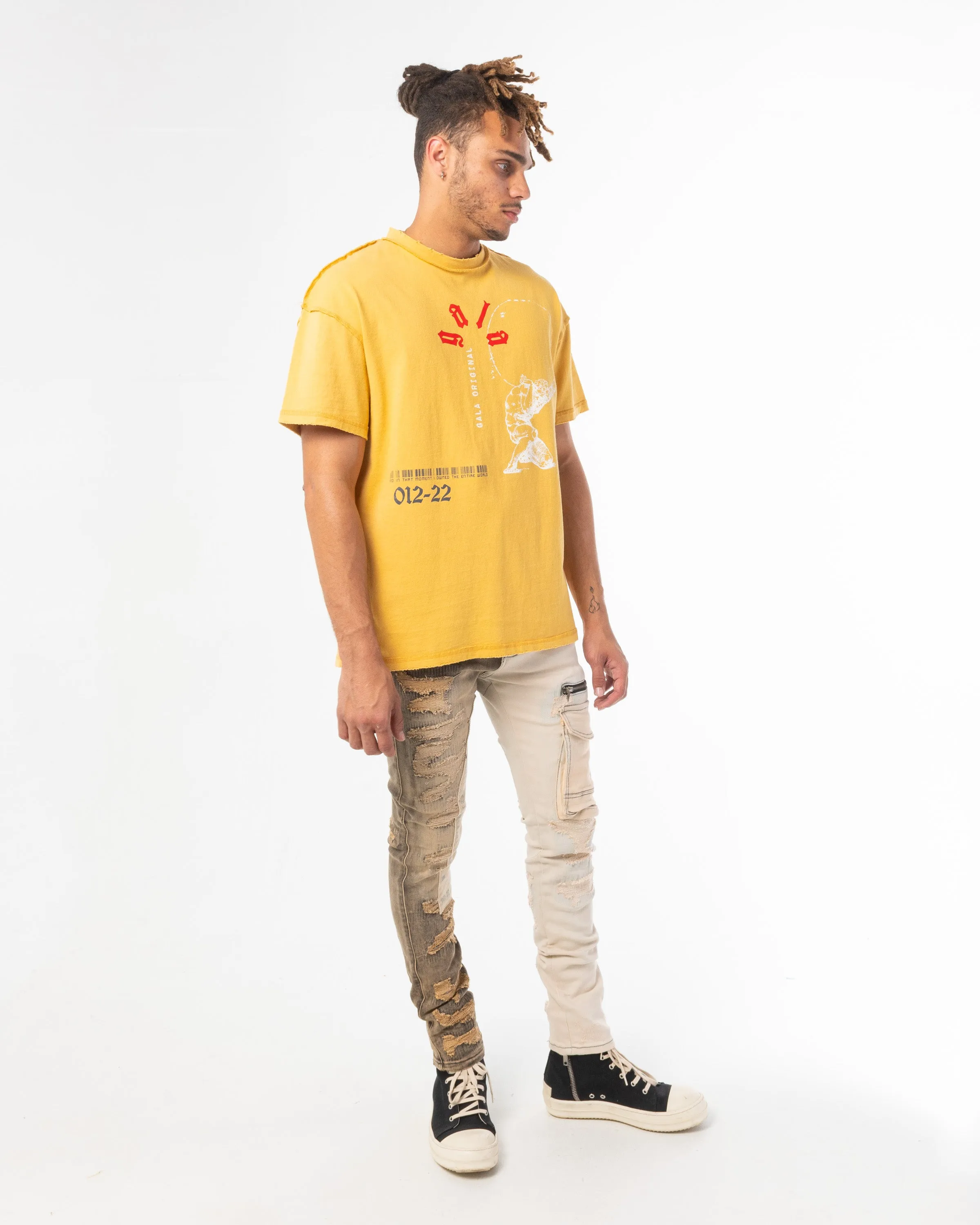 RESISTANCE TEE (HONEY)