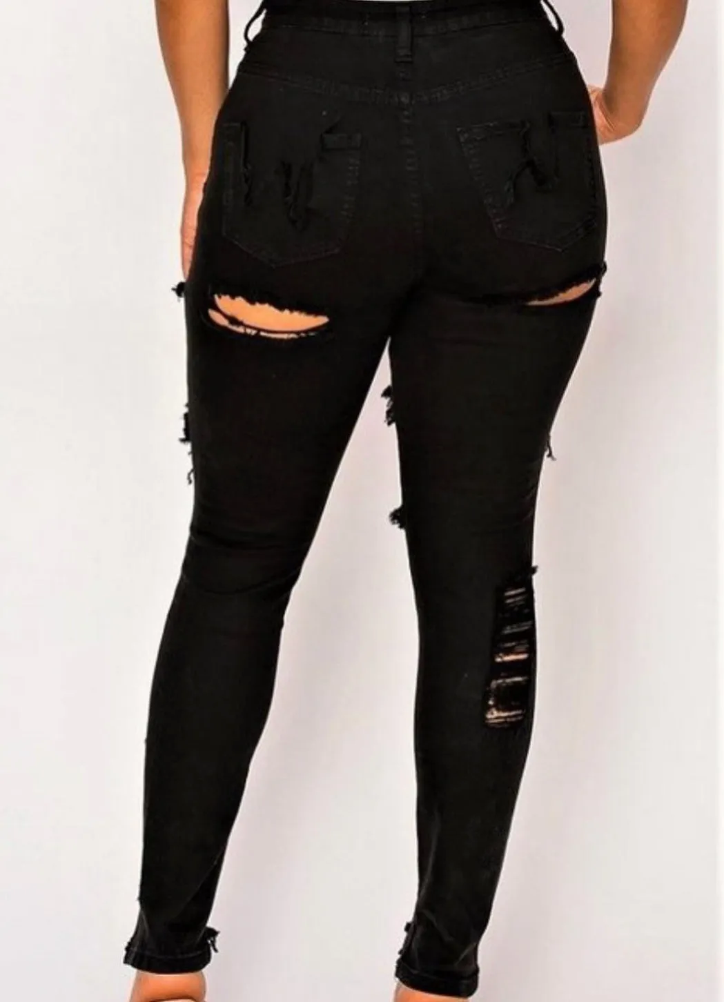 RIPPED FAB FIT JEANS