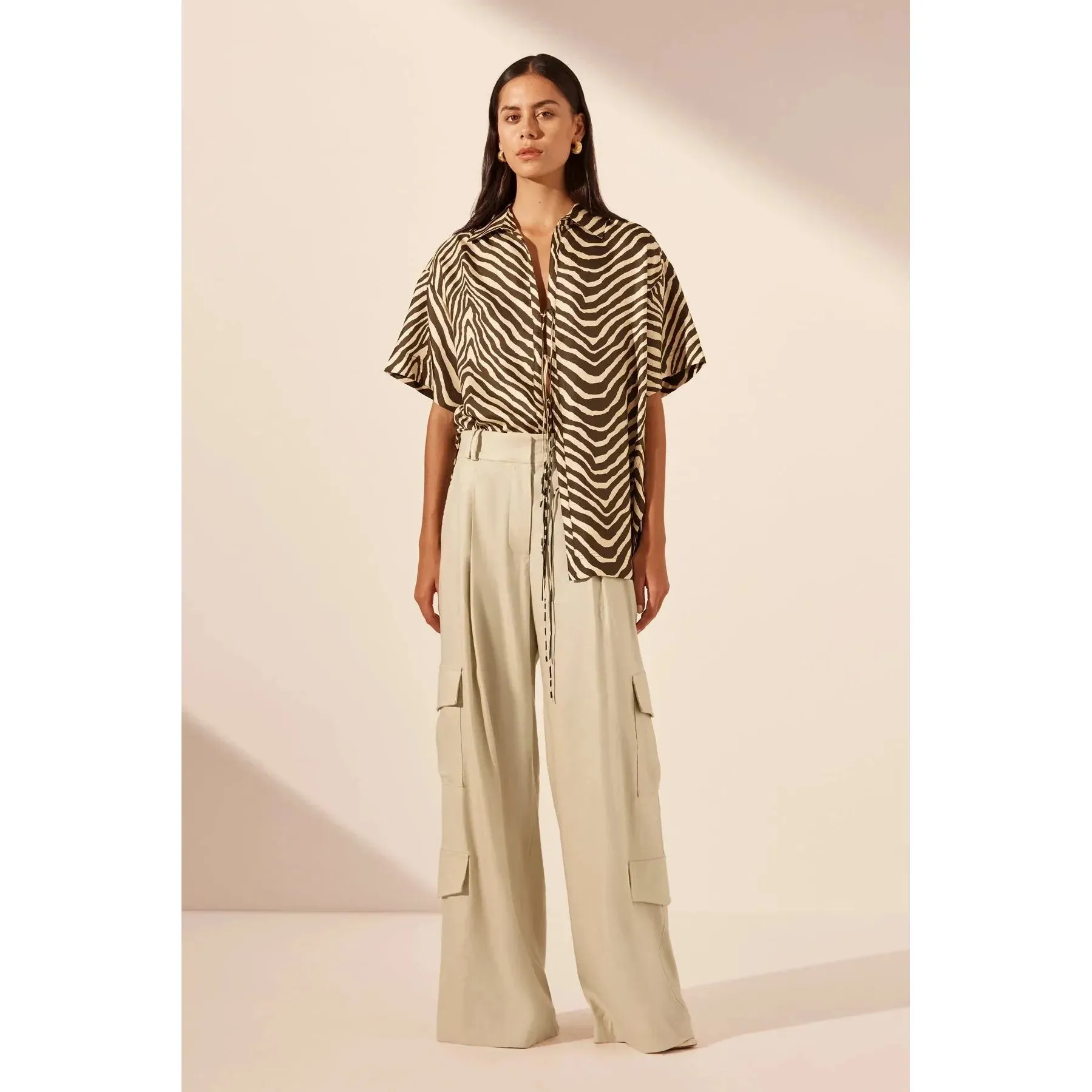 SANA SILK SHORT SLEEVE TIE SHIRT