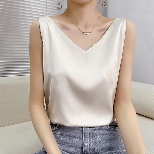 Summer Shiny Satin Silk Tshirt Women Harajuku T Shirt Women Sleeveless Fashion T-shirt Woman Tee Tops Casual Female Luxury Sexy