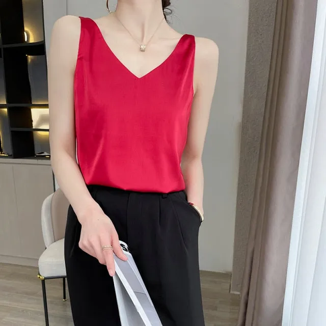 Summer Shiny Satin Silk Tshirt Women Harajuku T Shirt Women Sleeveless Fashion T-shirt Woman Tee Tops Casual Female Luxury Sexy