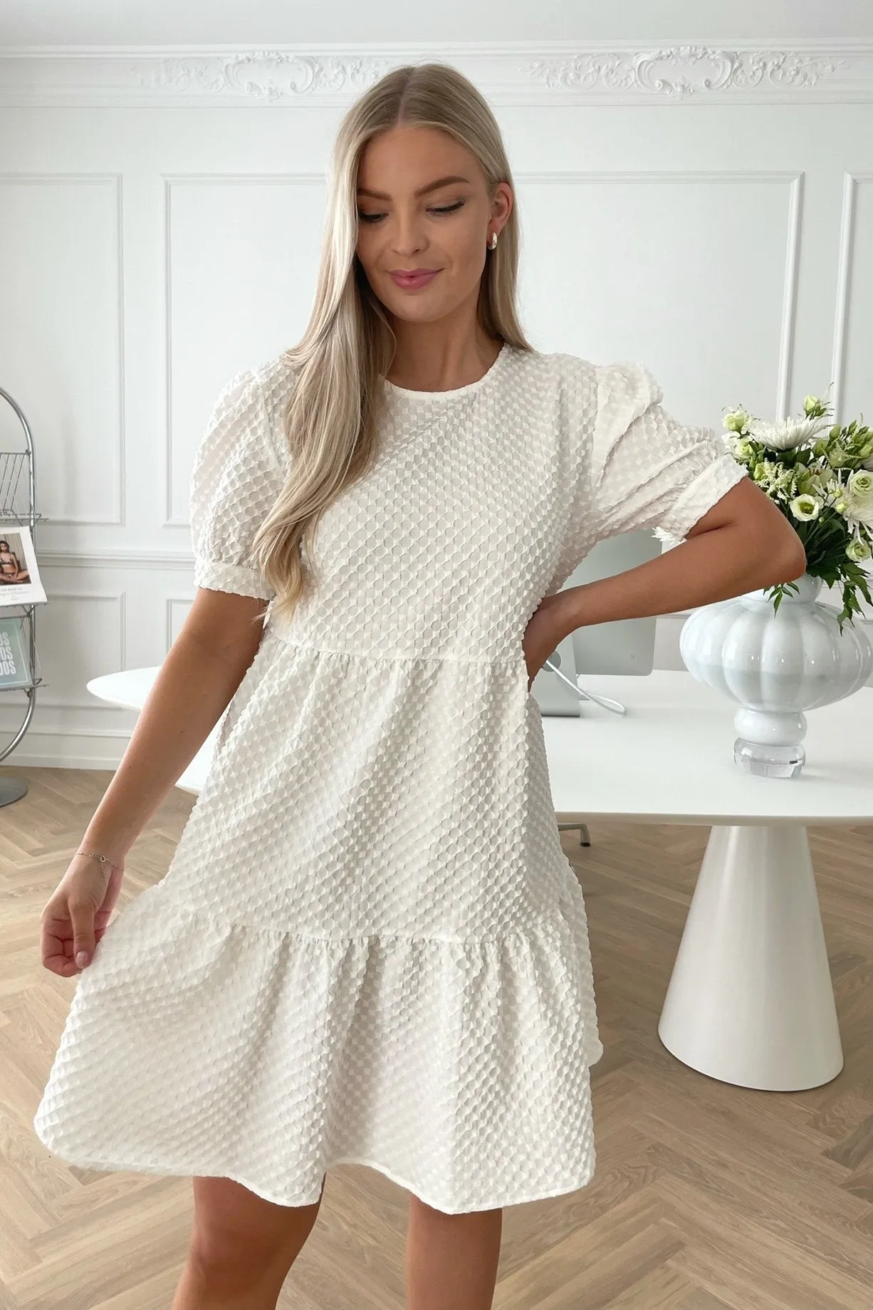 VilmaIC Kjole - Bubble Hvid